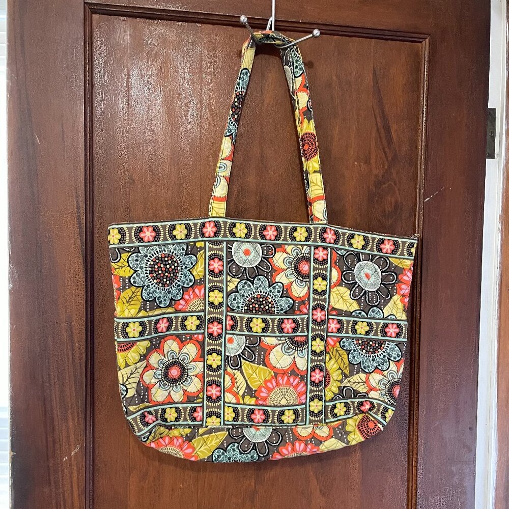 Vera Bradley Large Tote Flower Shower Brown Floral Quilted Bag Zip Top.